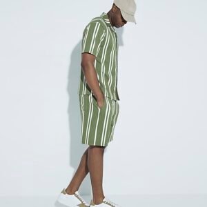 Green Regular Fit Textured Striped Shorts